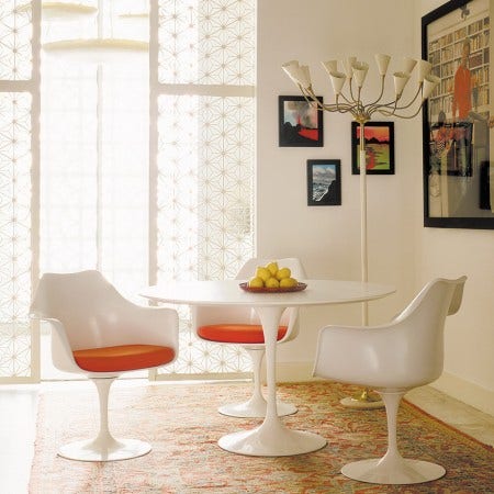 Saarinen Dining Table and Chairs by Eero Saarinen for Knoll - image: knoll.com
