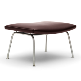 The CH446 Footrest is a beautiful, simple footrest that fits perfectly with the Wing Chair and the Oculus Chair.