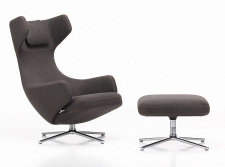 Another view of this great lounger. Available in ten "Cosy" fabric colours, with contrasting over-stitching and also several leather options.