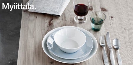 Designed in 1952 by one of Iittala’s most iconic design heroes, Kaj Franck, each piece in the vast Teema collection is derived from three simple forms: circle, square and rectangle.