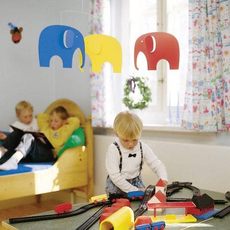 flensted_elephant_party_a