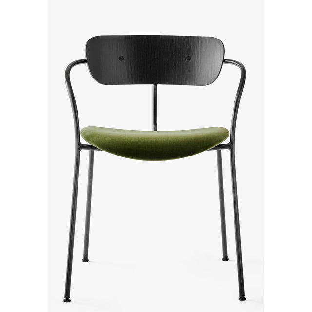 &Tradition Pavilion AV4 Chair