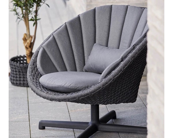Cane-line Peacock Swivel Lounge Chair - Main Image