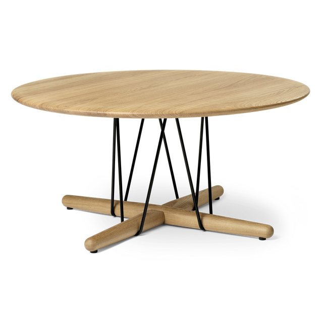 Carl Hansen & Son E021 Embrace Lounge Table