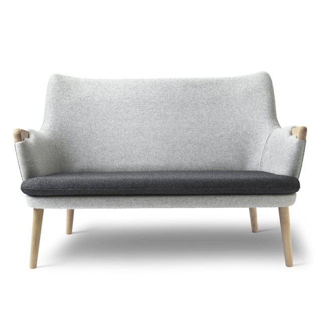 Carl Hansen & Son CH72 Sofa