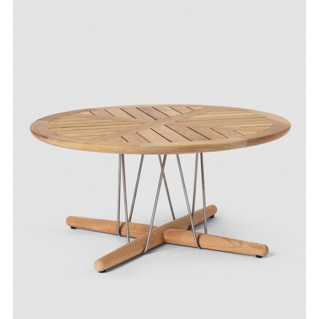 Carl Hansen & Son E023 Embrace Outdoor Coffee Table