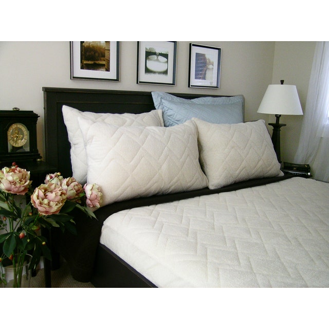 St. Geneve St. Dormeir Pillow Protector