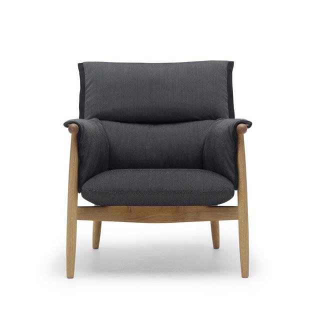 Carl Hansen & Son E015 Embrace Lounge Chair