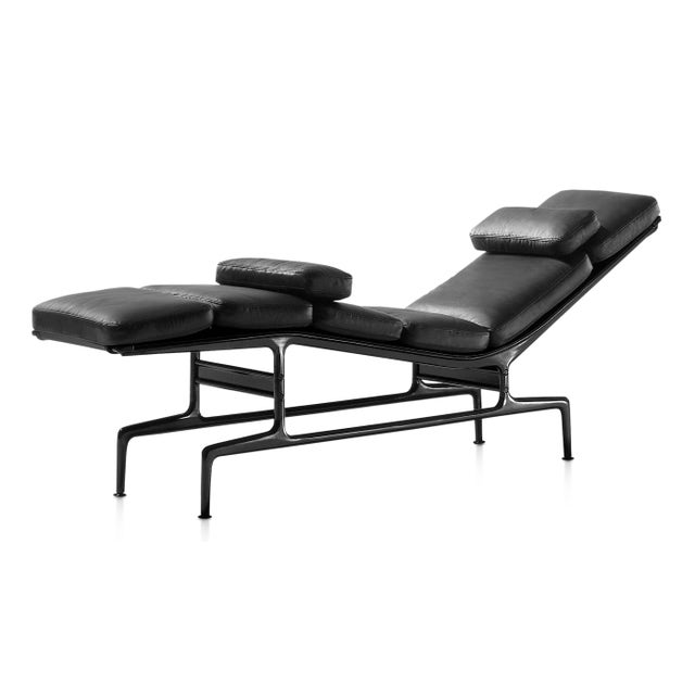 Herman Miller Eames® Chaise