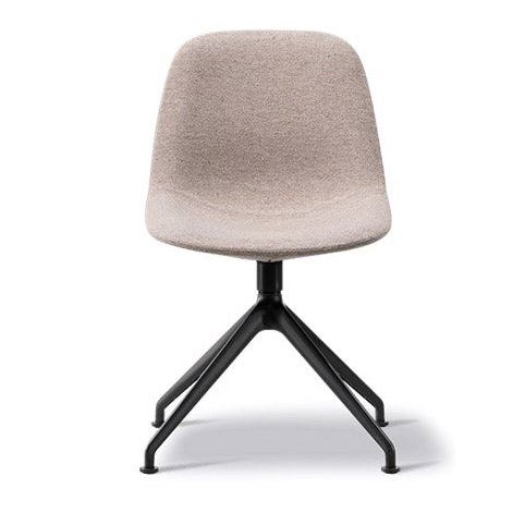 Fredericia Eyes Swivel X-Base Chair