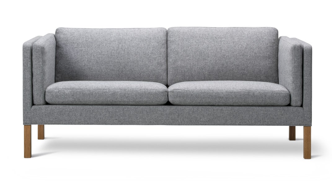 Fredericia Mogensen 2335 Sofa - 2½ Seater