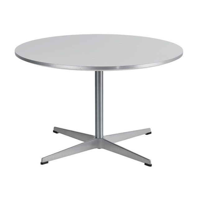 Fritz Hansen Coffee Table Series - Circular
