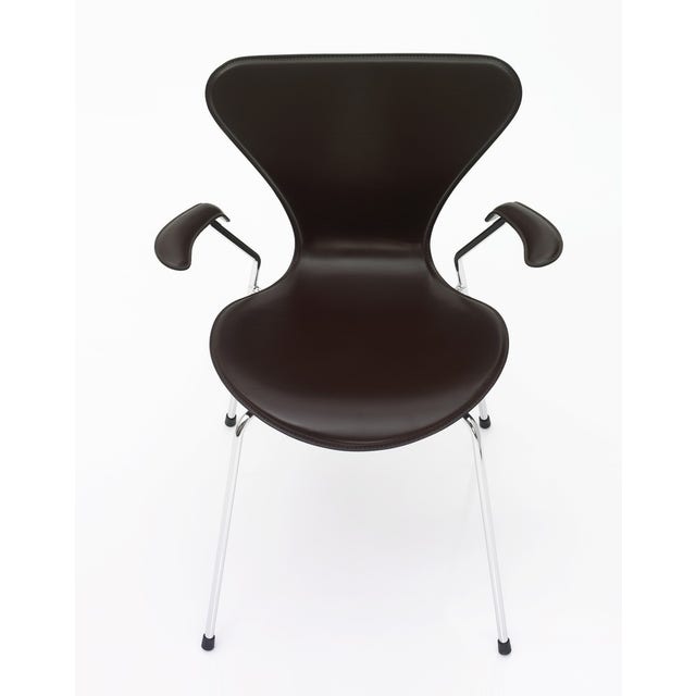 Fritz Hansen Series 7™ Armchair - Fully Upholstered