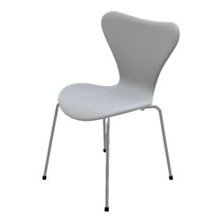 Fritz Hansen Series 7™ Chair - Fully Upholstered