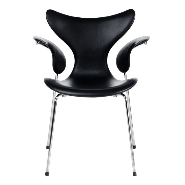 Fritz Hansen Lily™ Armchair - Fully Upholstered