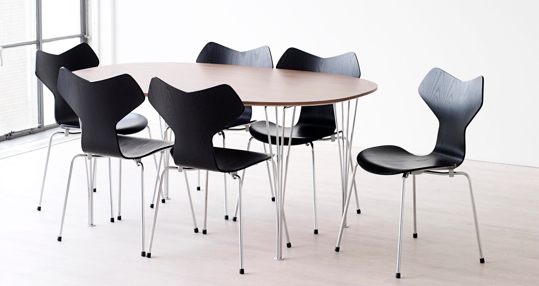 Fritz Hansen Table Series - Super-Elliptical