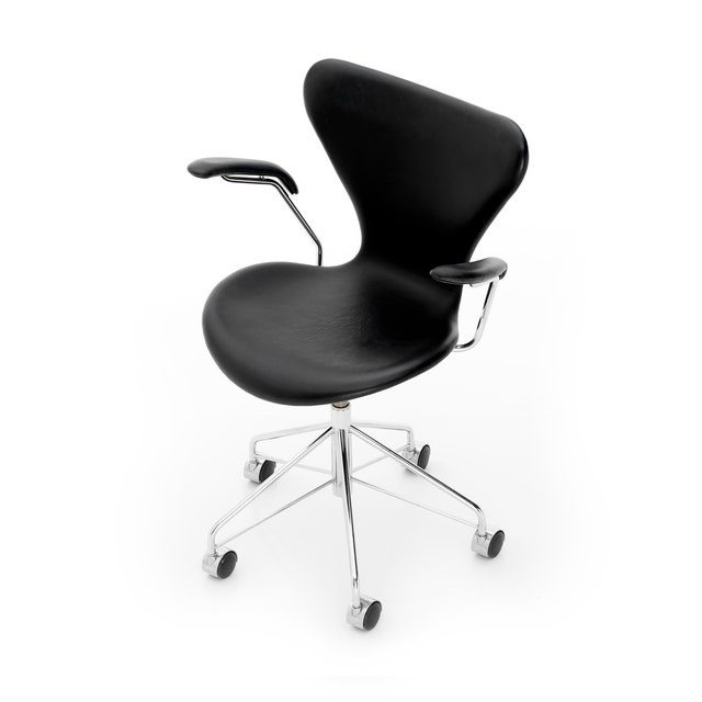 Fritz Hansen Series 7™ Swivel Armchair - Fully Upholstered