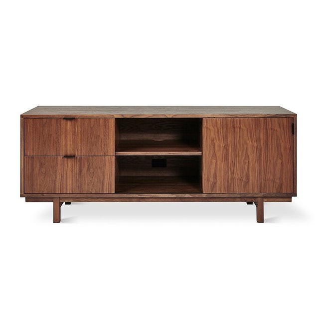 Gus* Modern Belmont Media Stand