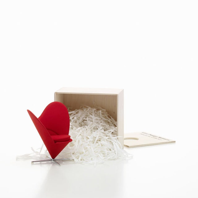 Vitra Miniatures Heart Cone Chair