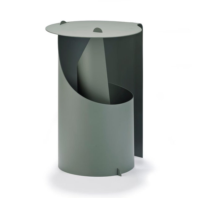 Karakter Coffee Table