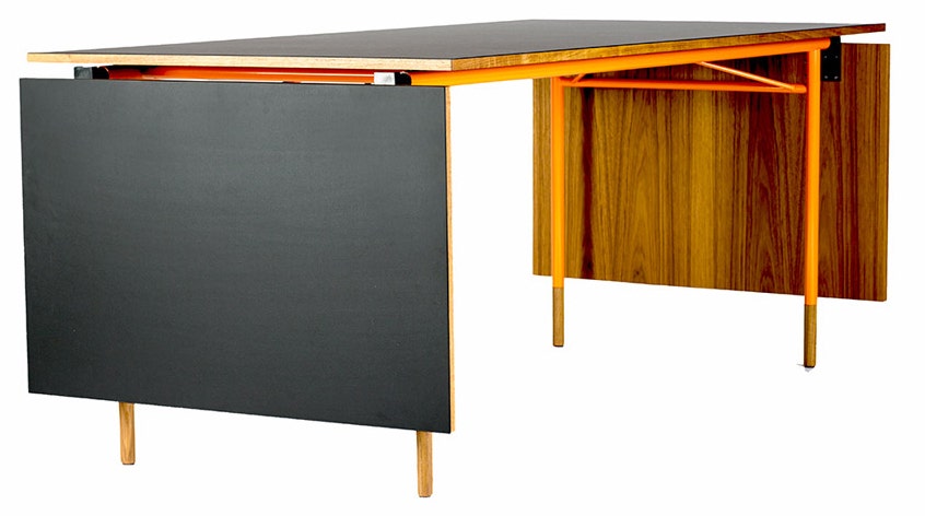 Finn Juhl Nyhavn Dining Table with 2 Drop Leaves