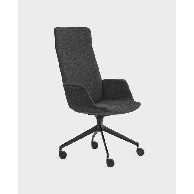 Lapalma Uno S249 Trestle Base Executive Chair with Castors