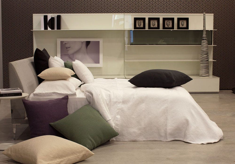 Signoria Olivia Sham with Knife Edge