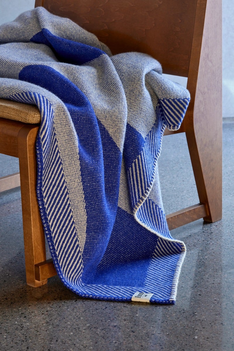 Roros Tweed The Holiday Triptych Throw