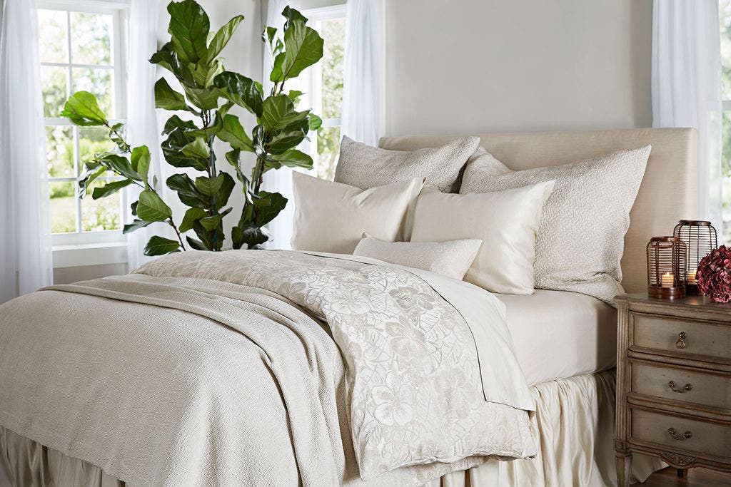 SDH Purists Hibiscus Platinum Duvet Cover