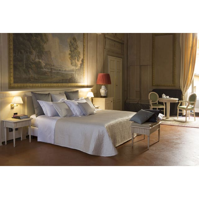 Signoria Siena 300 TC Quilted Coverlet