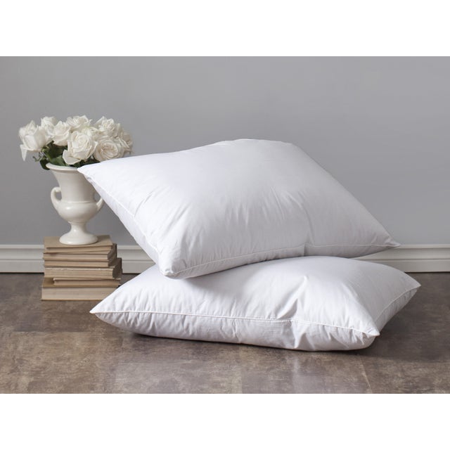 St. Geneve Lajord Pillow