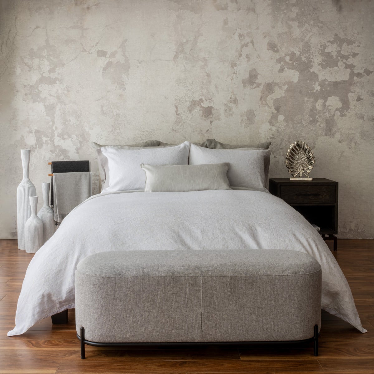 St. Geneve Halo Cushion