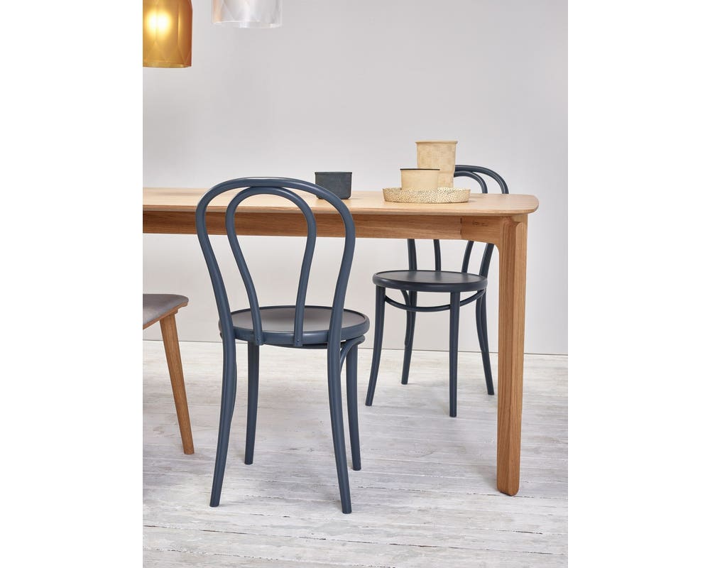 Ton Leaf Table