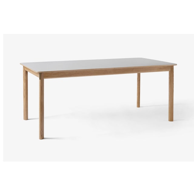 &Tradition Patch HW1 Dining Table