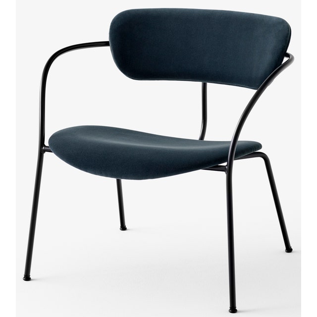 &Tradition Pavilion AV11 Lounge Chair