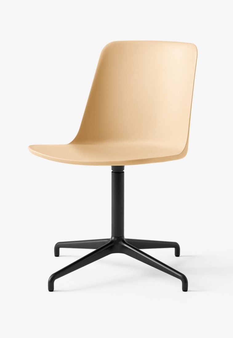 &Tradition Rely HW11/HW16 Chair