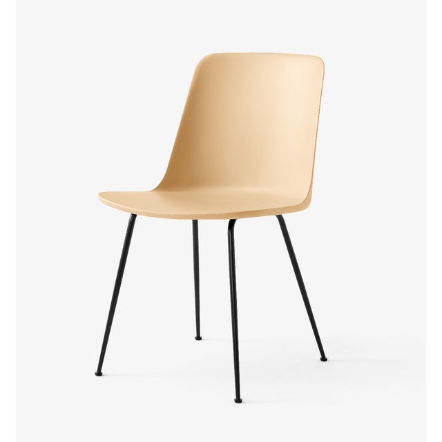&Tradition Rely HW6 Chair