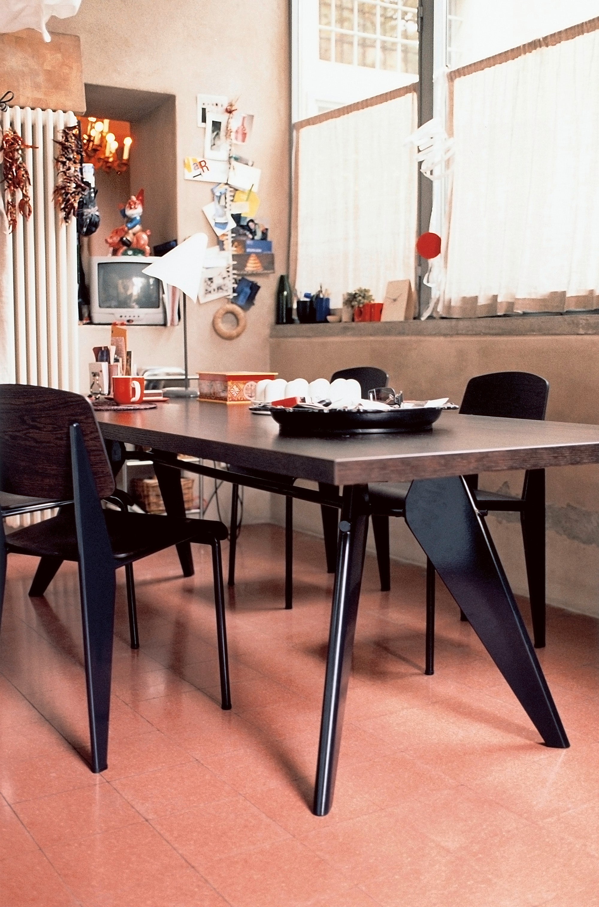 Vitra Jean Prouve EM Table