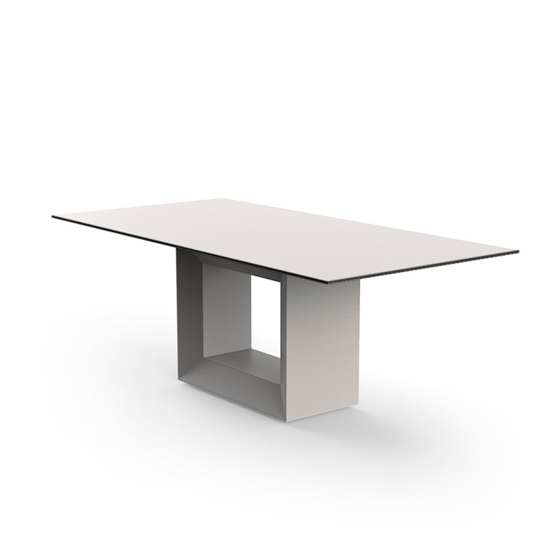 Vondom Vela Table