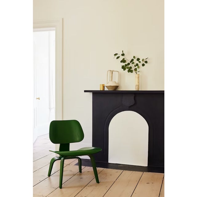 Herman Miller x HAY Eames® Molded Plywood Lounge Chair (LCW)