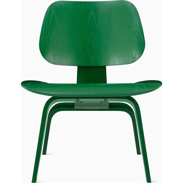 Herman Miller x HAY EamesĀ® Molded Plywood Lounge Chair (LCW)