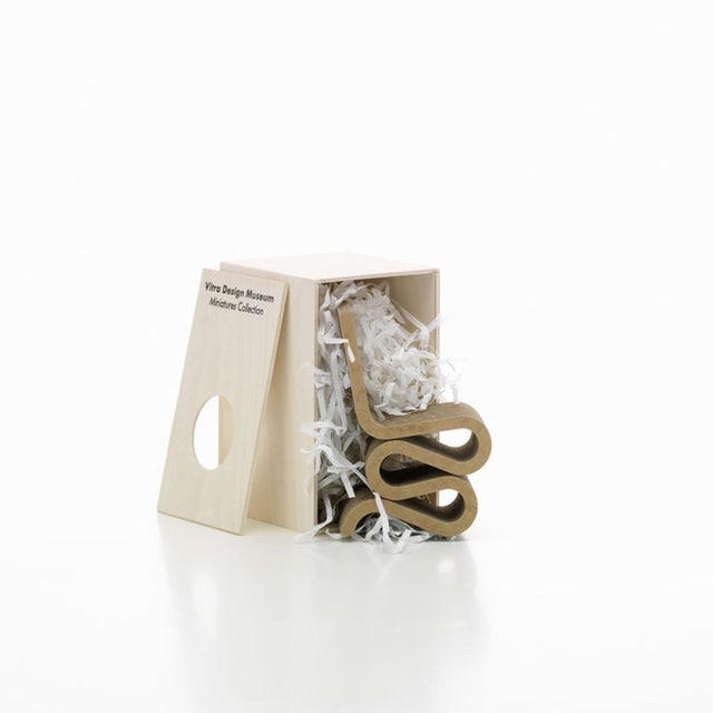 Vitra Miniatures Wiggle Side Chair