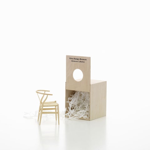 Vitra Miniatures Y-Chair