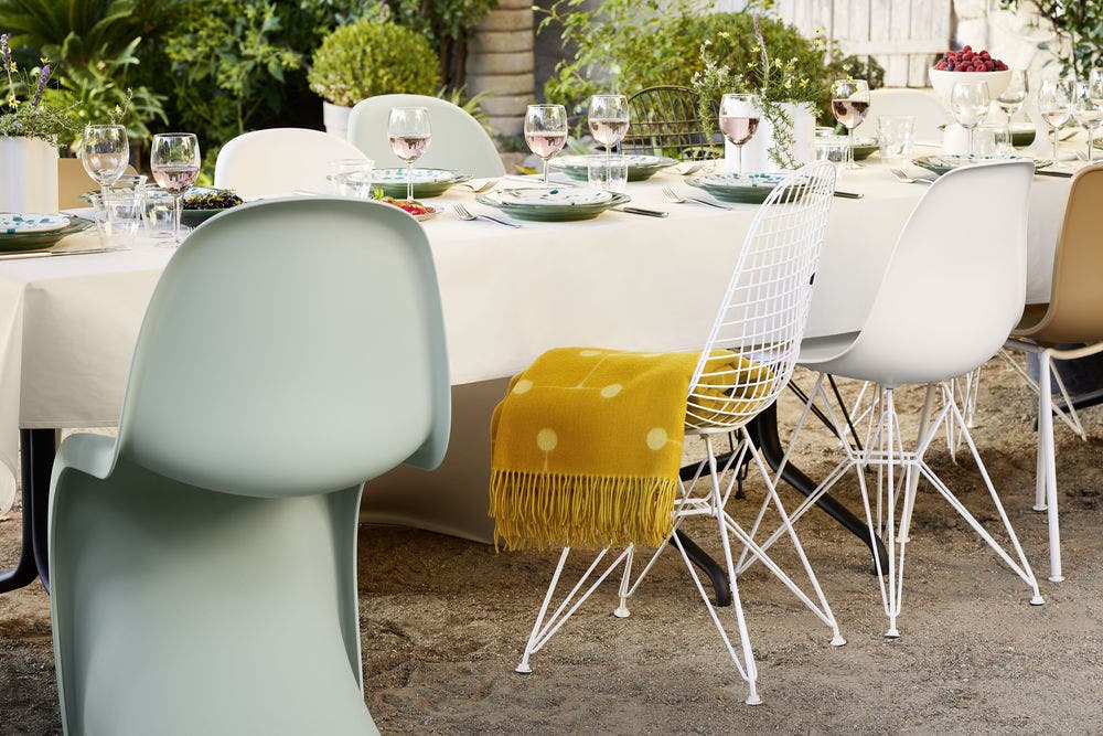 8563508_Panton_Chair_Wire_Chair_DKR_EPC_Side_Chair_DSR_Eames_Wool_Blanket_Bellville_Table_CC_2023_preview