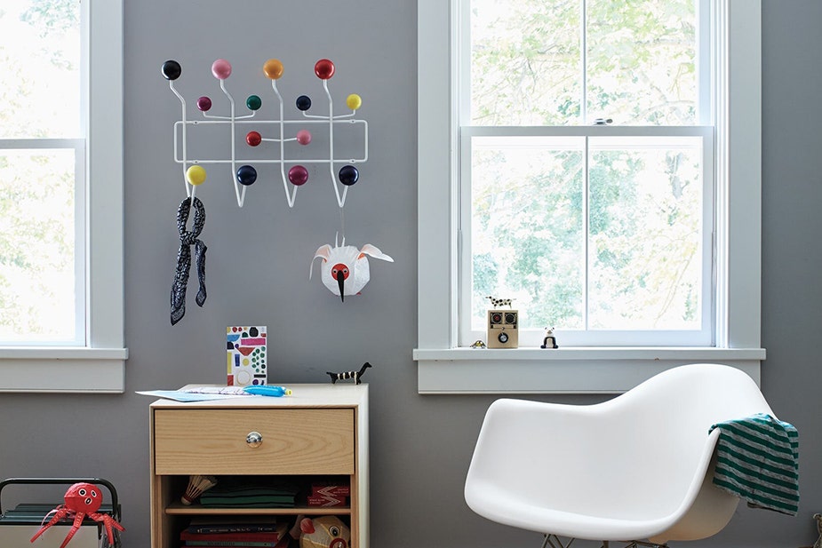 blog-wall-eames-hang-02