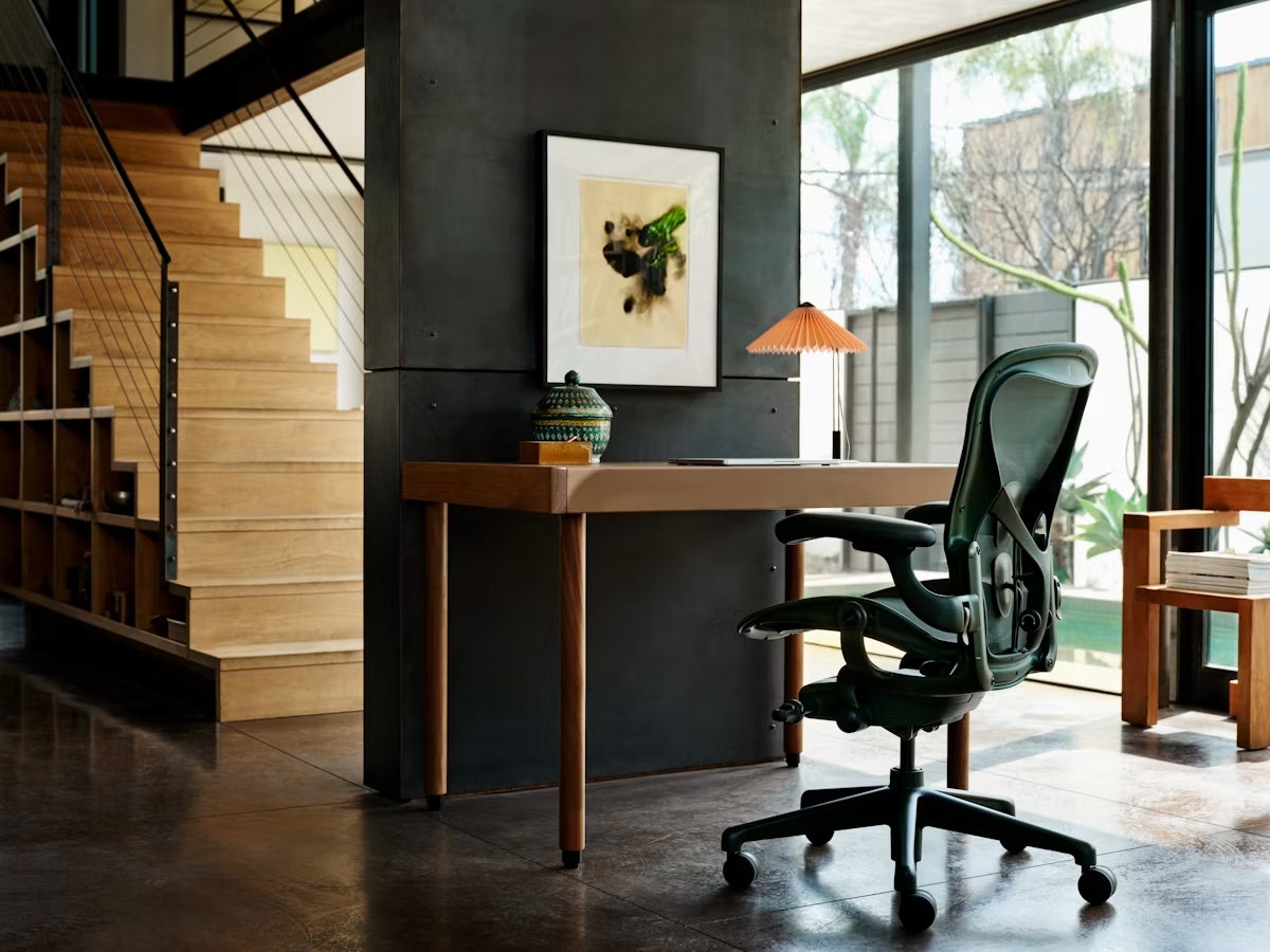 Introducing Jasper and Nightfall: New Finishes for the Aeron Chair