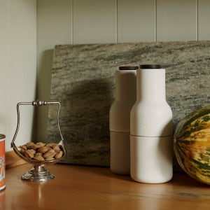 Kitchen & Dining